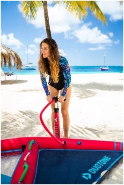 Duotone Irig One IInflatable Windsurf Sail S -Équipement De Surf duotone irig one inflatable windsurf sail s white orange 5